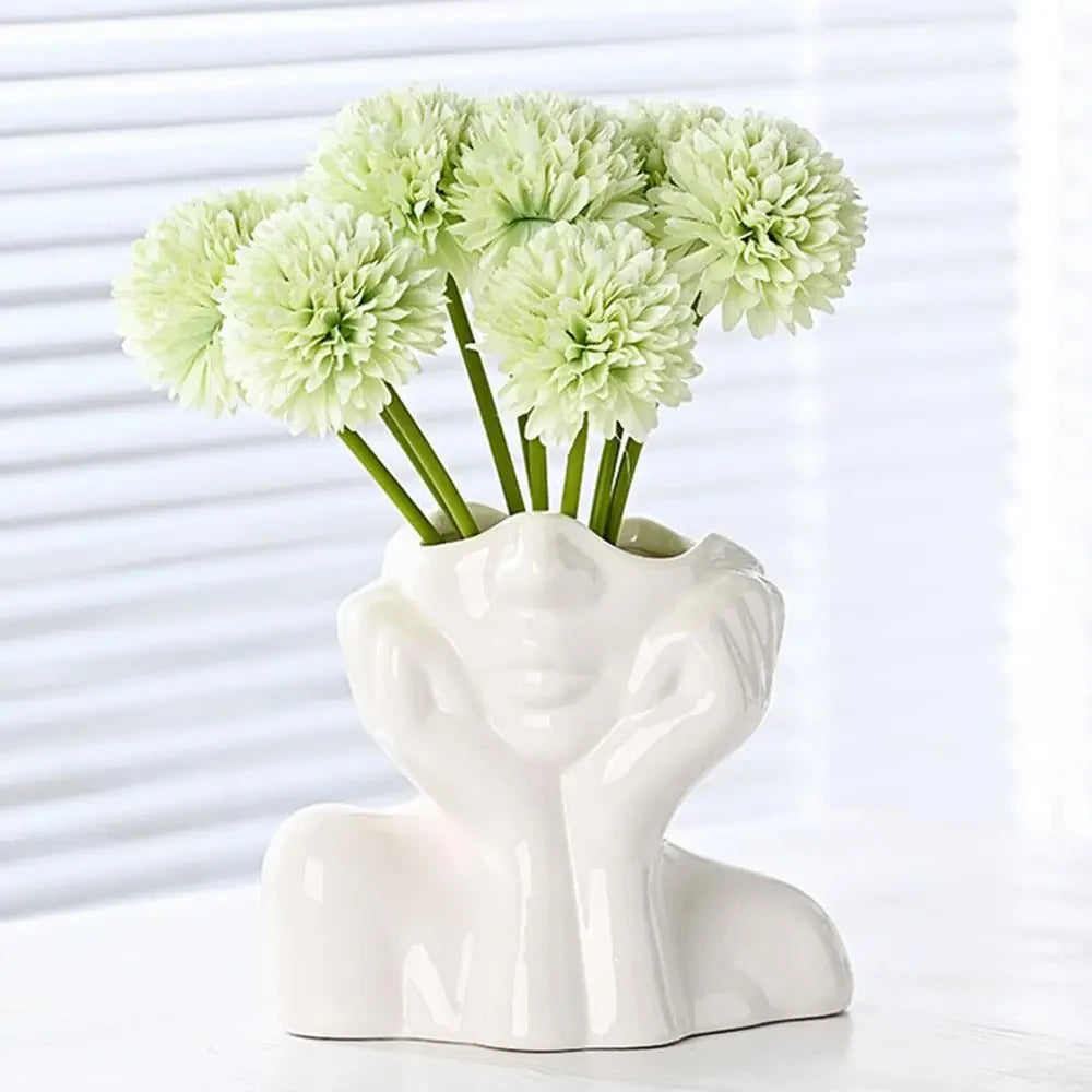 Nordic Portrait Makeup Brush Holder