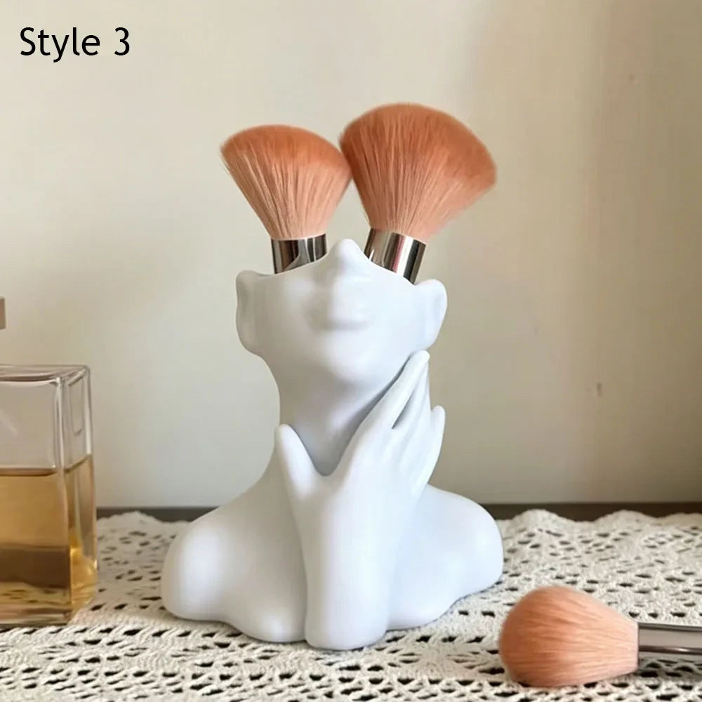 Nordic Portrait Makeup Brush Holder
